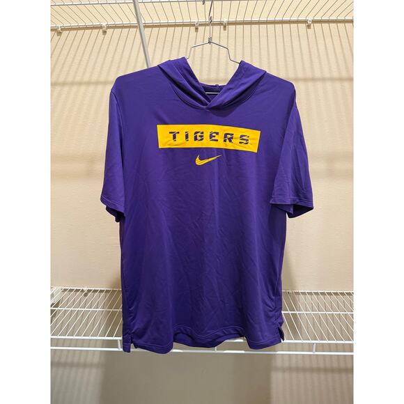 LSU Team Issued Short Sleeve Hoodie – 2025 National Championship Team XL - Picture 2 of 3